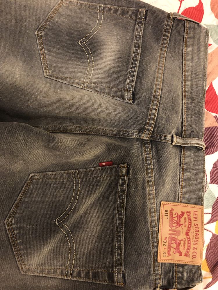 Levis 511 W32 L34