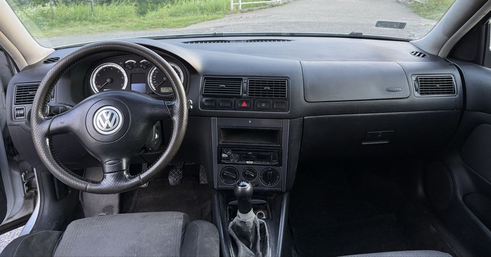 Volkswagen Golf IV
