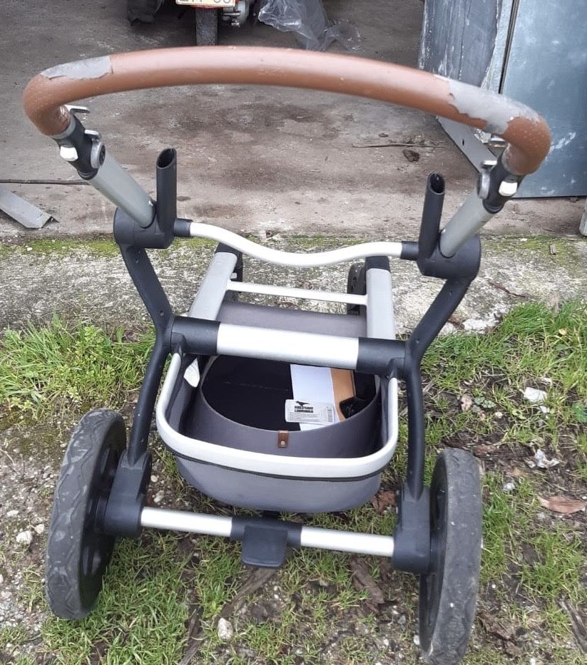 Carrinho de passeio e alcofa da joolzs
