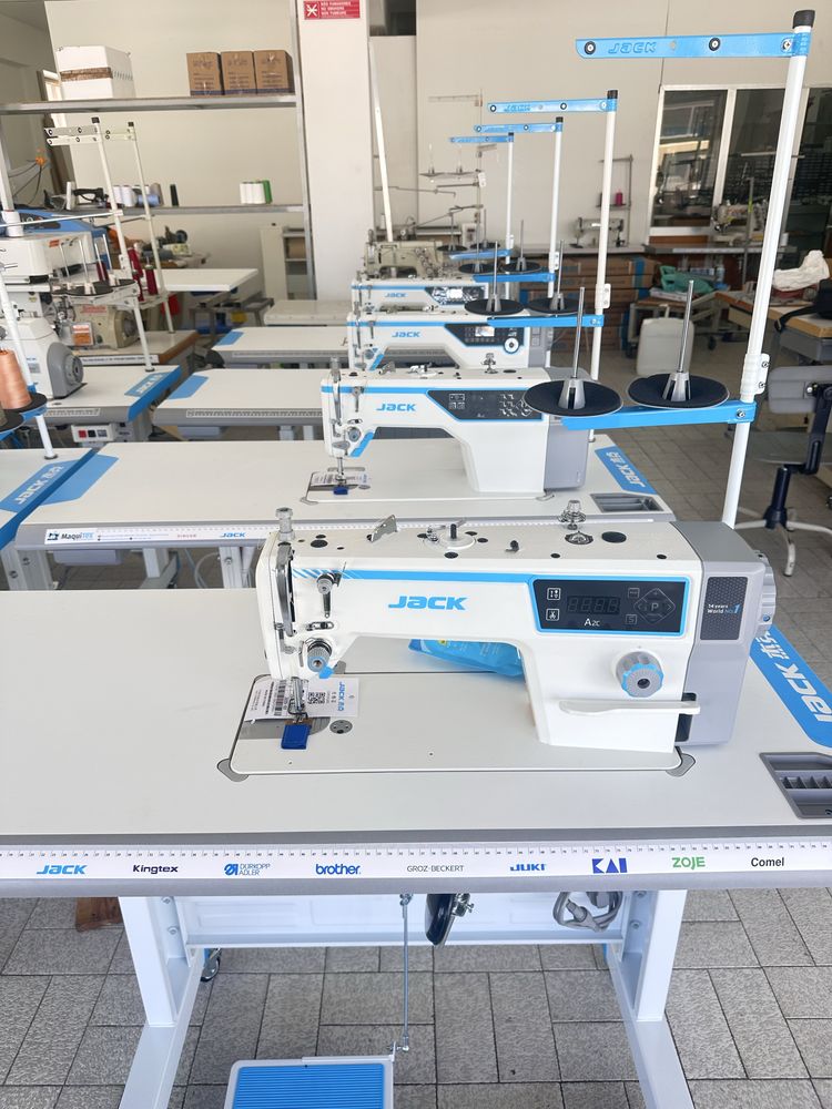 Maquina costura Jack A2C corte linha nova