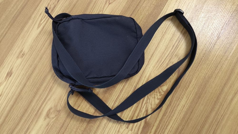 Сумка,барсетка Levi's x alpha, Eastpak, svastone поясная сумка