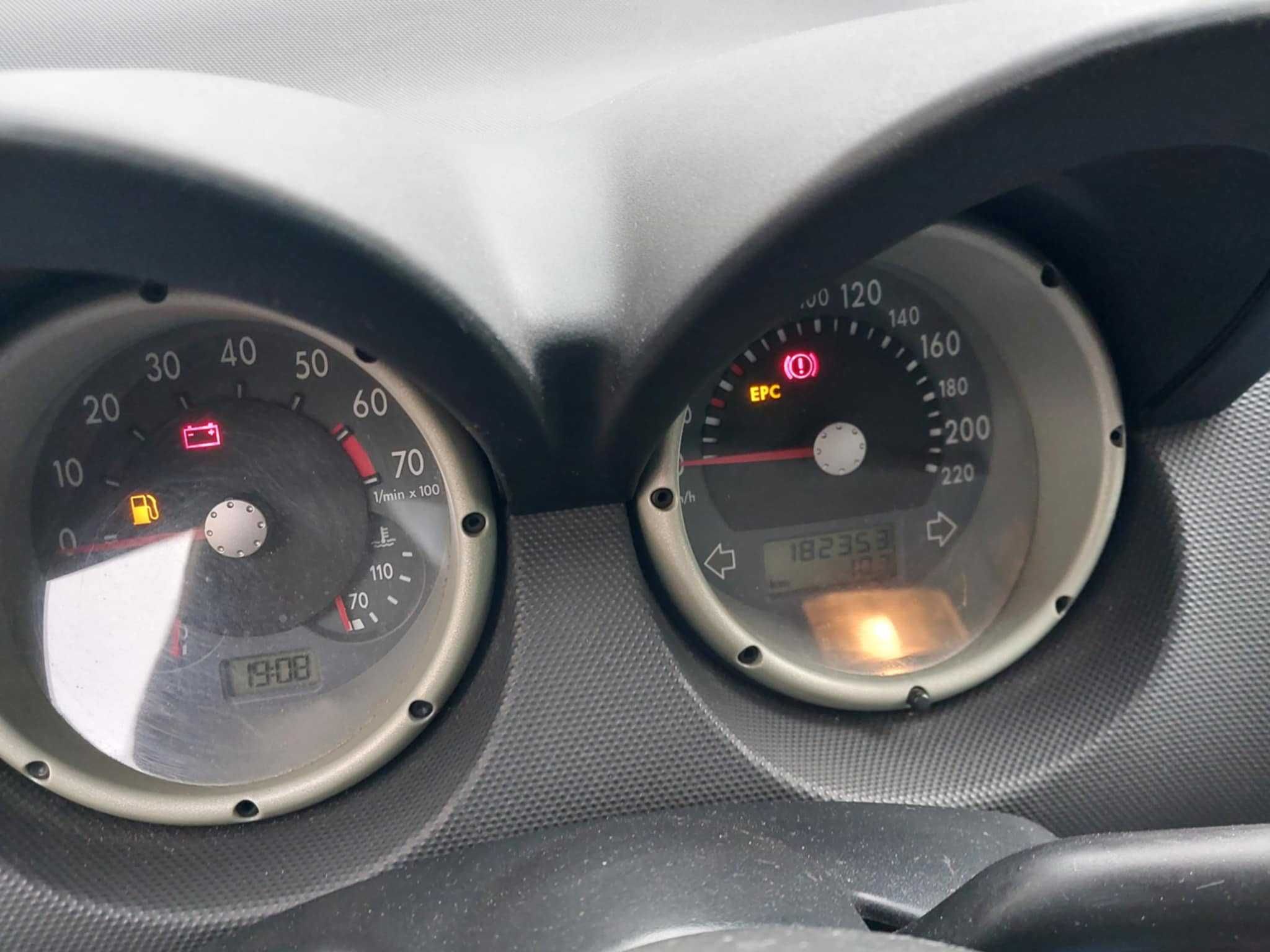 Vw Lupo 2001r, 1.4 MPI BEN. 182 tys przebieg, nowy rozrząd + sprzęgło
