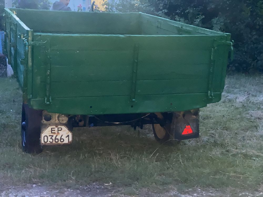 Продам причіп самоскидний