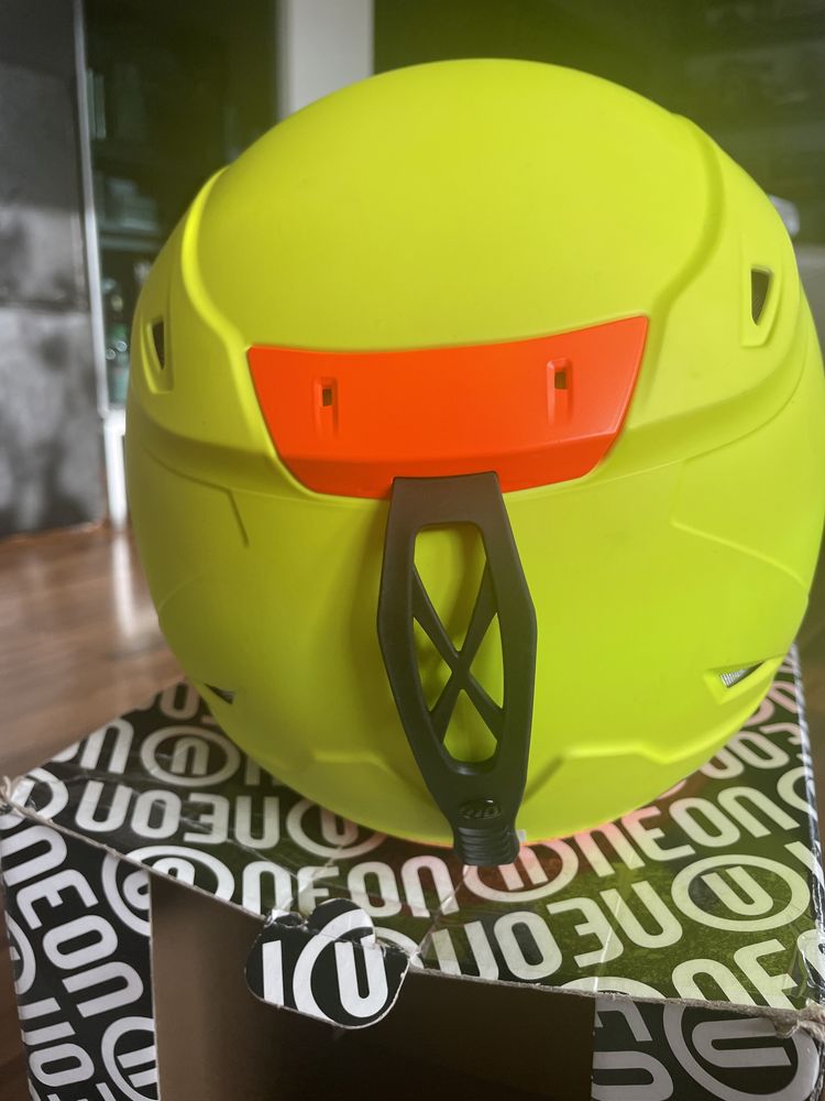 Kask narciarski Neon Wide