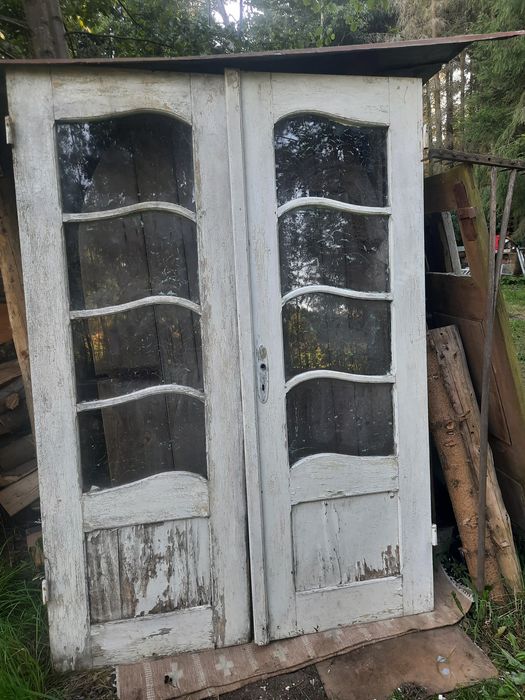 Stare drzwi sosnowe, bardzo ładne