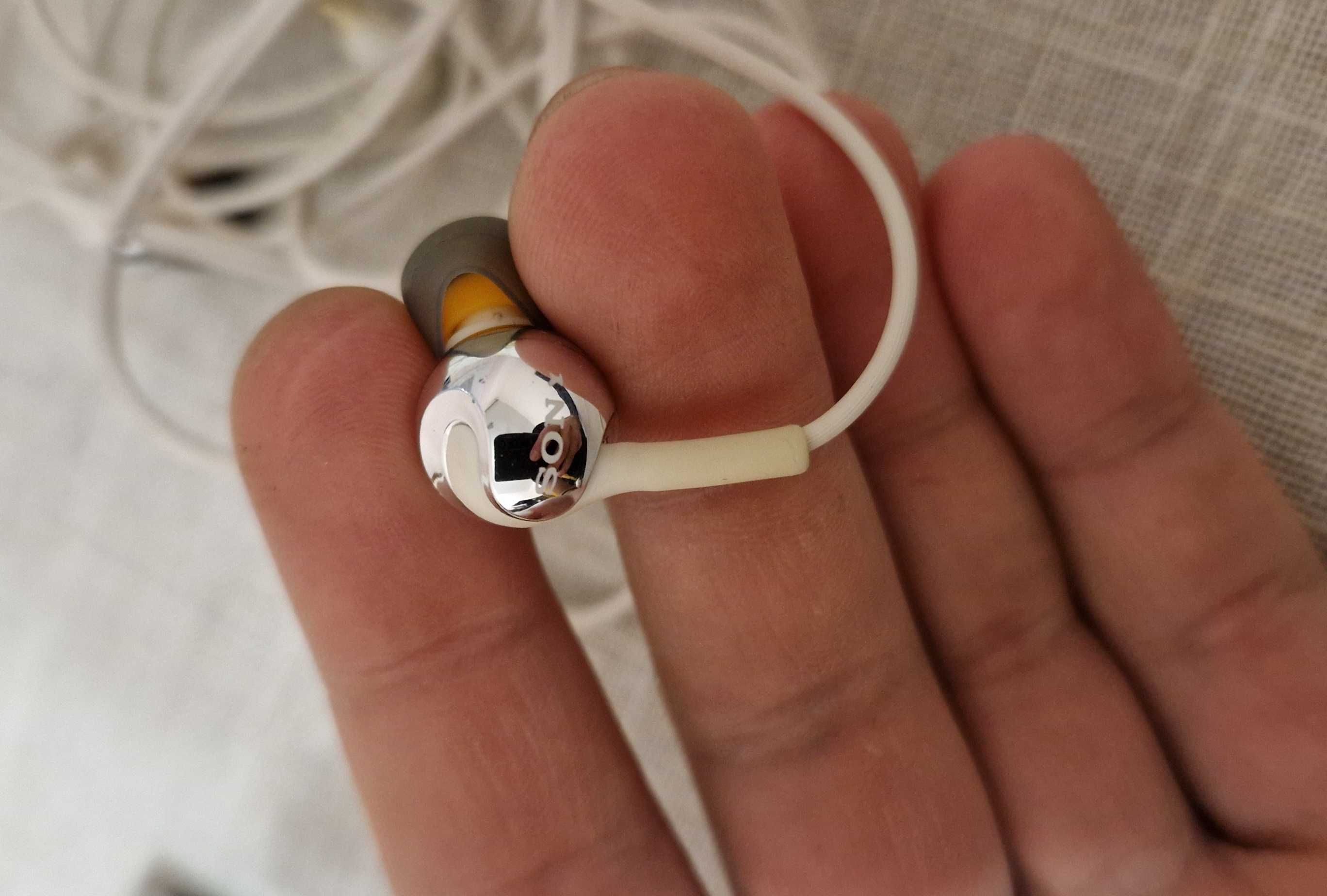 Продам  Mp3 Player 4GB Samsung YP Q2
