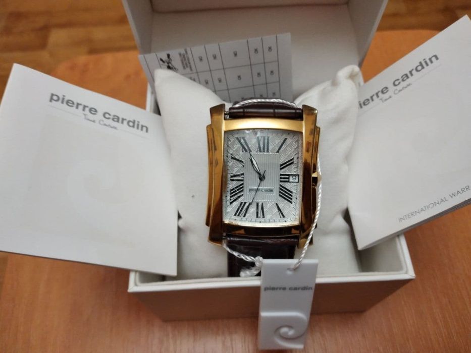 Pierre Cardin наручные часы . Оригинал!