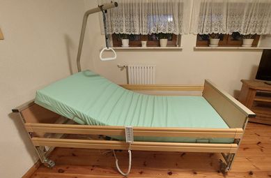 Łóżko rehabilitacyjne Club Vario z materacem BioFlote400 GWARANCJA