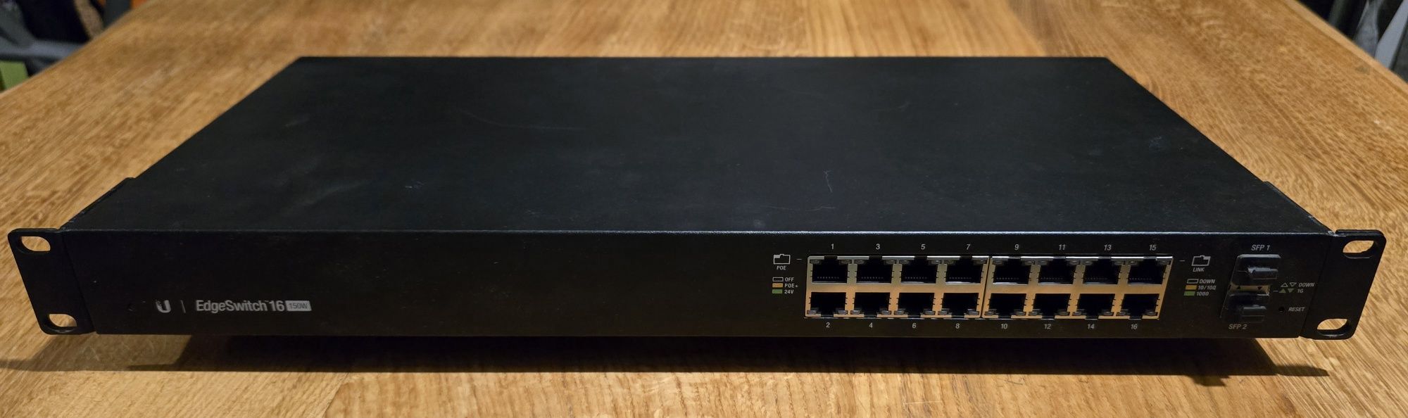 Ubiquiti EdgeSwitch16 ES-16-150W PoE 16-Port Gigabit