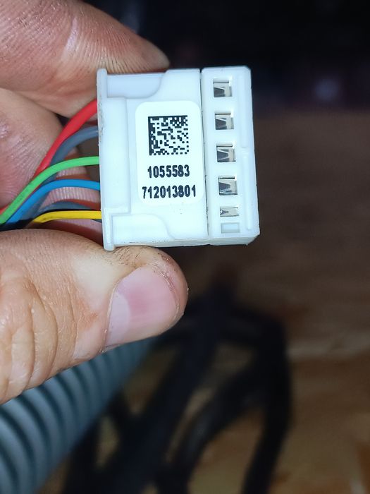 Електропривід кришки багажника bmw f10 амортизатори ляди bmw f10