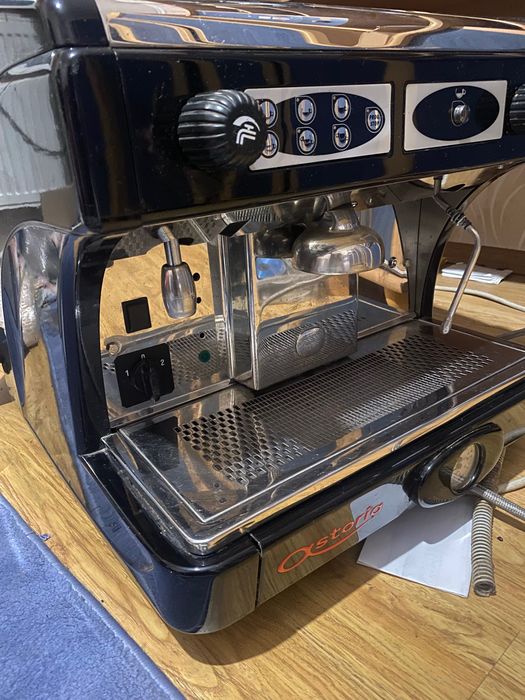 Кавомашина професійна Астория