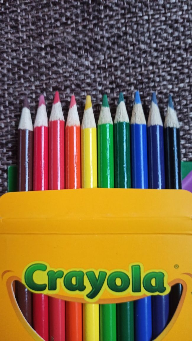 Олівці кольорові Crayola Colored pencils 12, 24 штуки