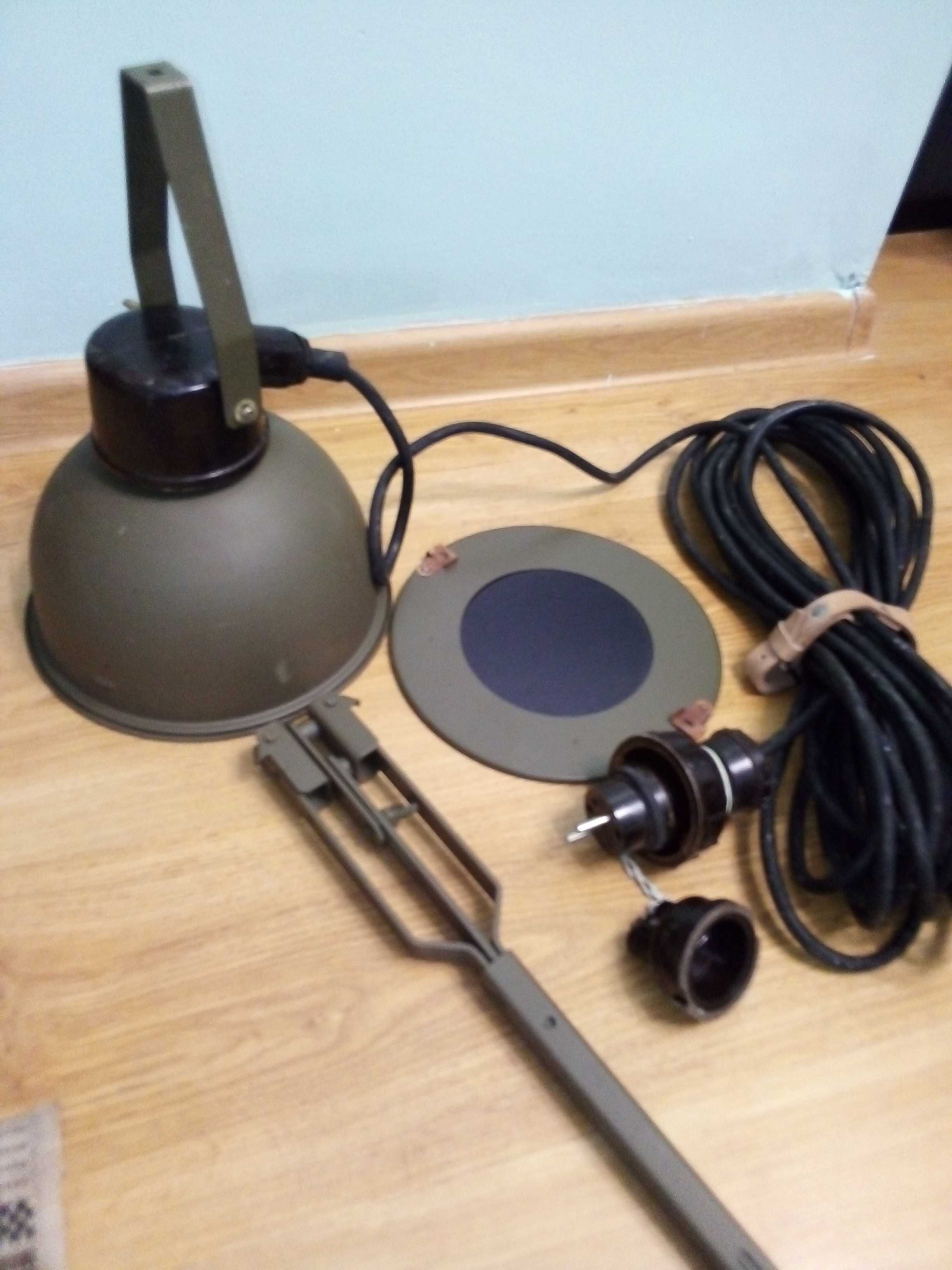 Lampa wojskowa Nowa+stojak filtr metalowa
