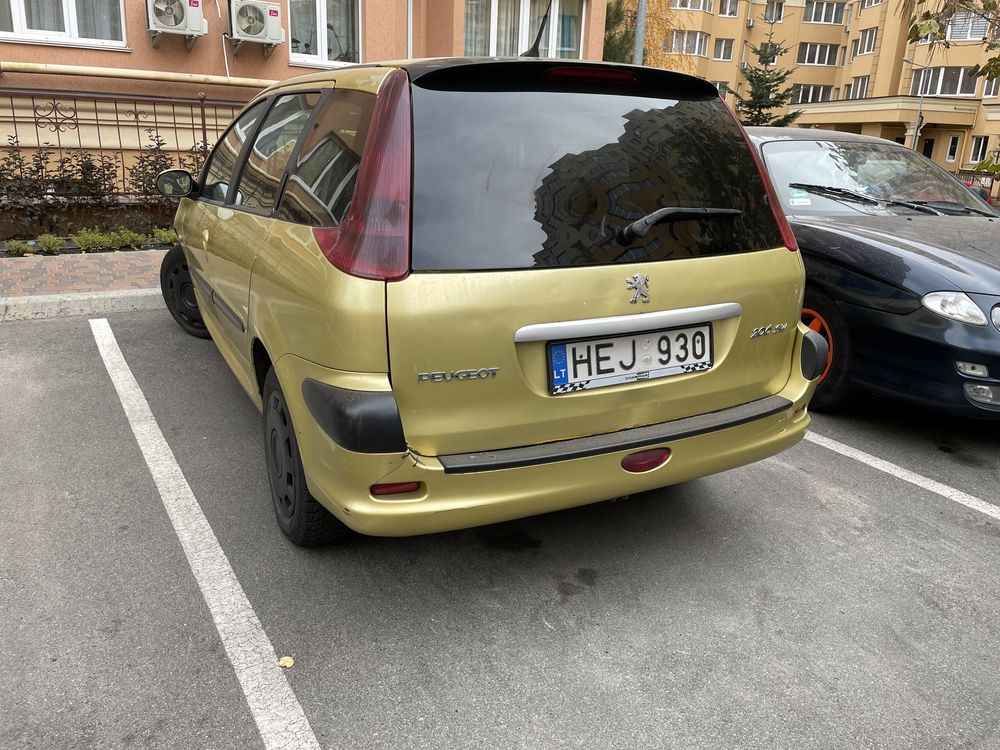 Двигатель Peugeot 206 пежо 206 SV 1.4-16 d 1.4-1.6 бензин Разборка