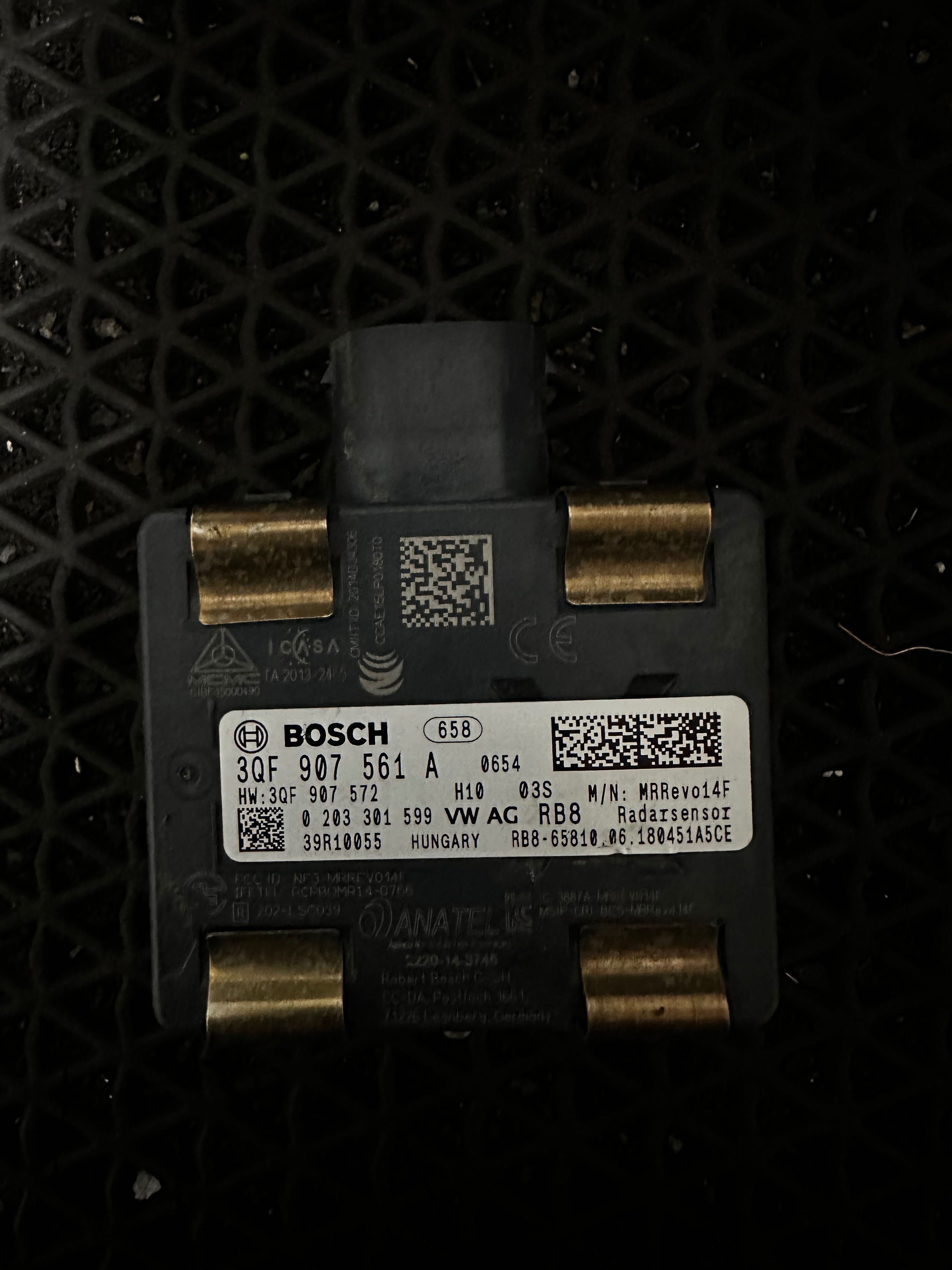 Radar tempomat acc Vw golf Passat skoda Seat audi