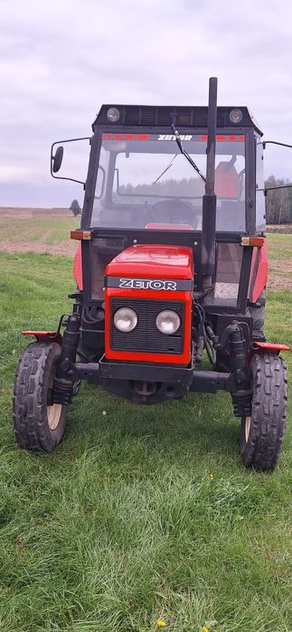 Ciagnik ZETOR 7211