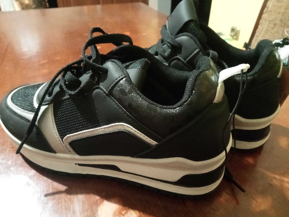 Nowe buty sportowe cleve rozmiar 38 adidasy damskie męskie uniseks