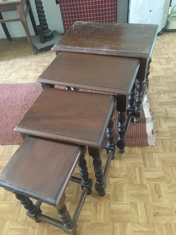 Mesa de centro em madeira