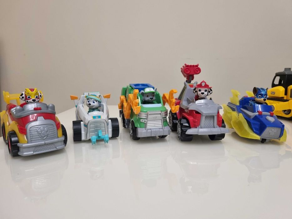 Щенячий патруль. Машинки з фігурками щенят