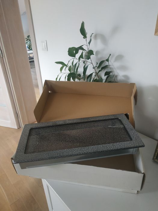 Kratka wentylacyjna kominkowa 2szt