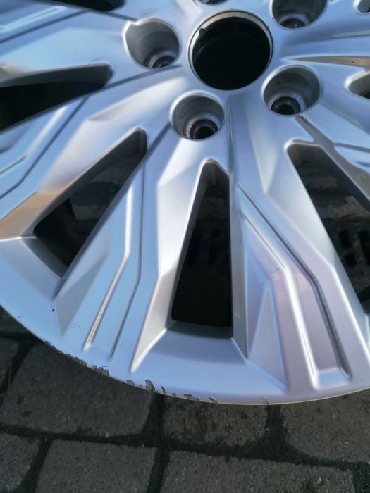 Felga alu 5x112 18 Audi 7,5J Et39 8W0 A4