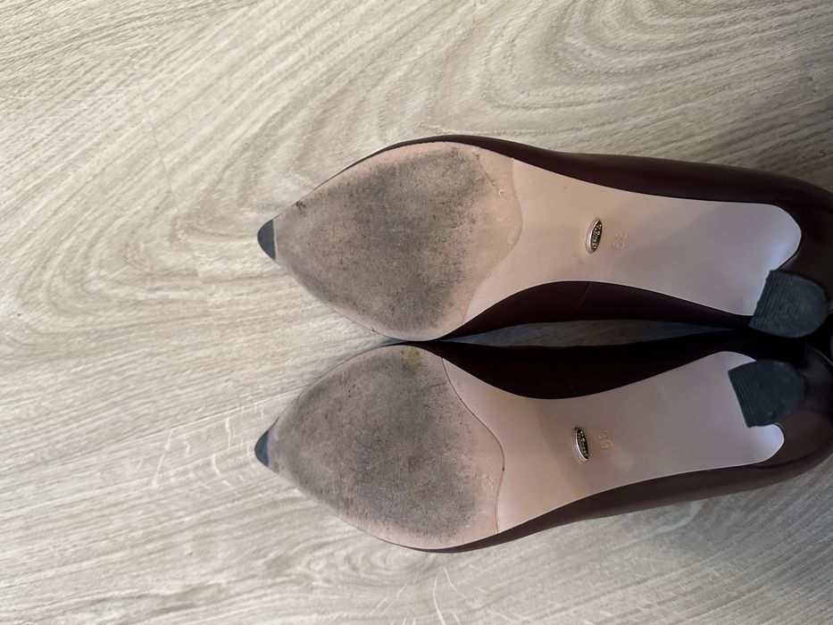 Бордові шкіряні туфлі