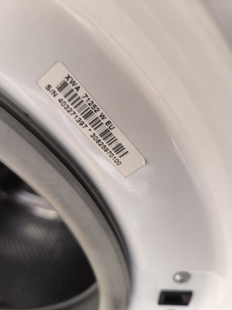 Máquina de lavar Indesit 7kg (motor)