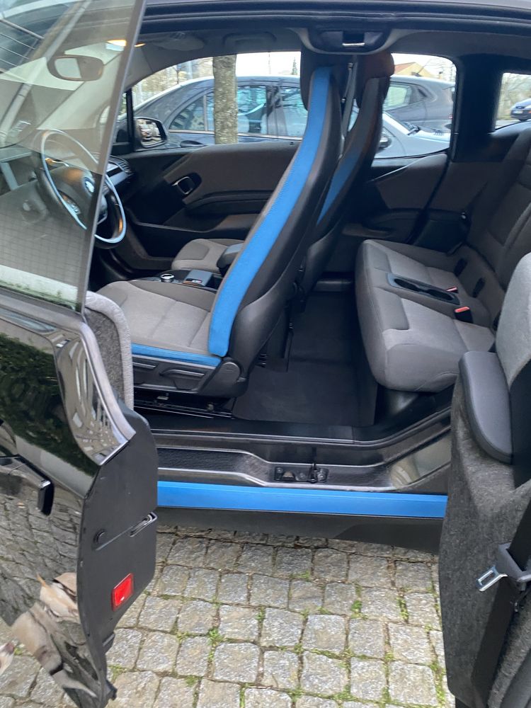 BMW i3 electrico de 5 lugares