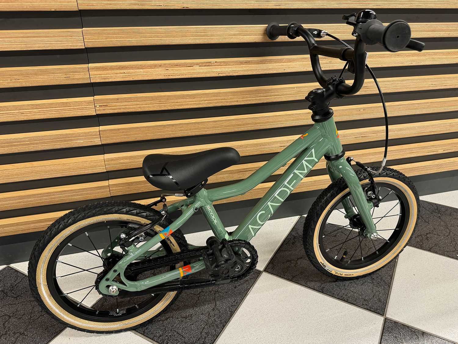 Rower dziecięcy ACADEMY 2 Olive 14" KRAKÓW w ofercie kubikes puky