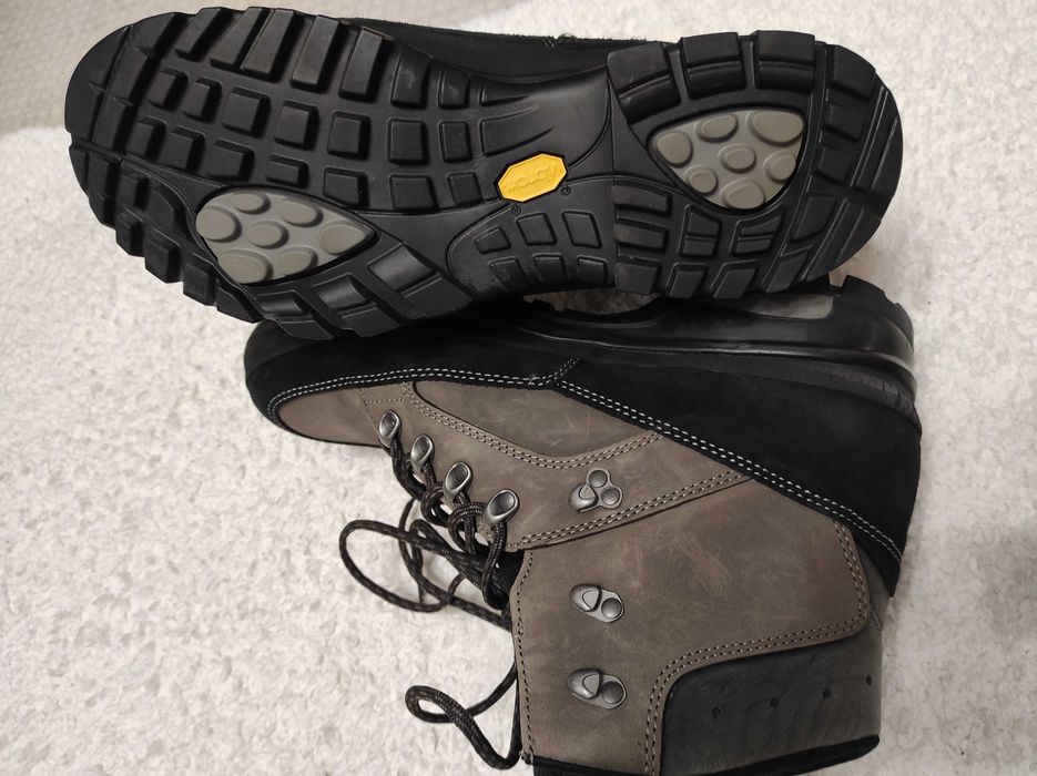 Трекинговые ботинки LOWA Gore-tex Vibram пр-ва Germany 46 р.
