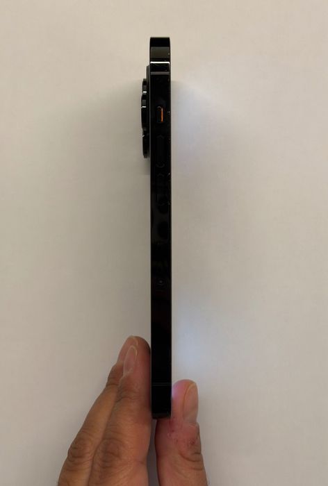 iPhone 14 Pro 256GB – Muito bom estado – 84% bateria – Com capa Apple