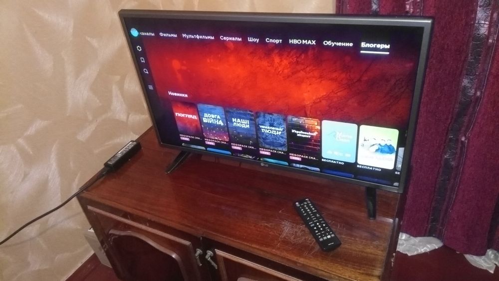 Телевизор 32 LED смарт  телевізор LG 32LH570U