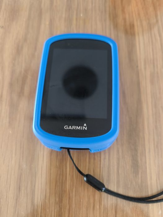 Garmin Edge 830 razem z osłonką