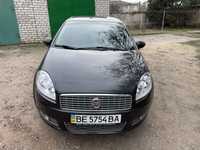 Fiat linea 2011