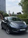 Продам свій Nissan liaf