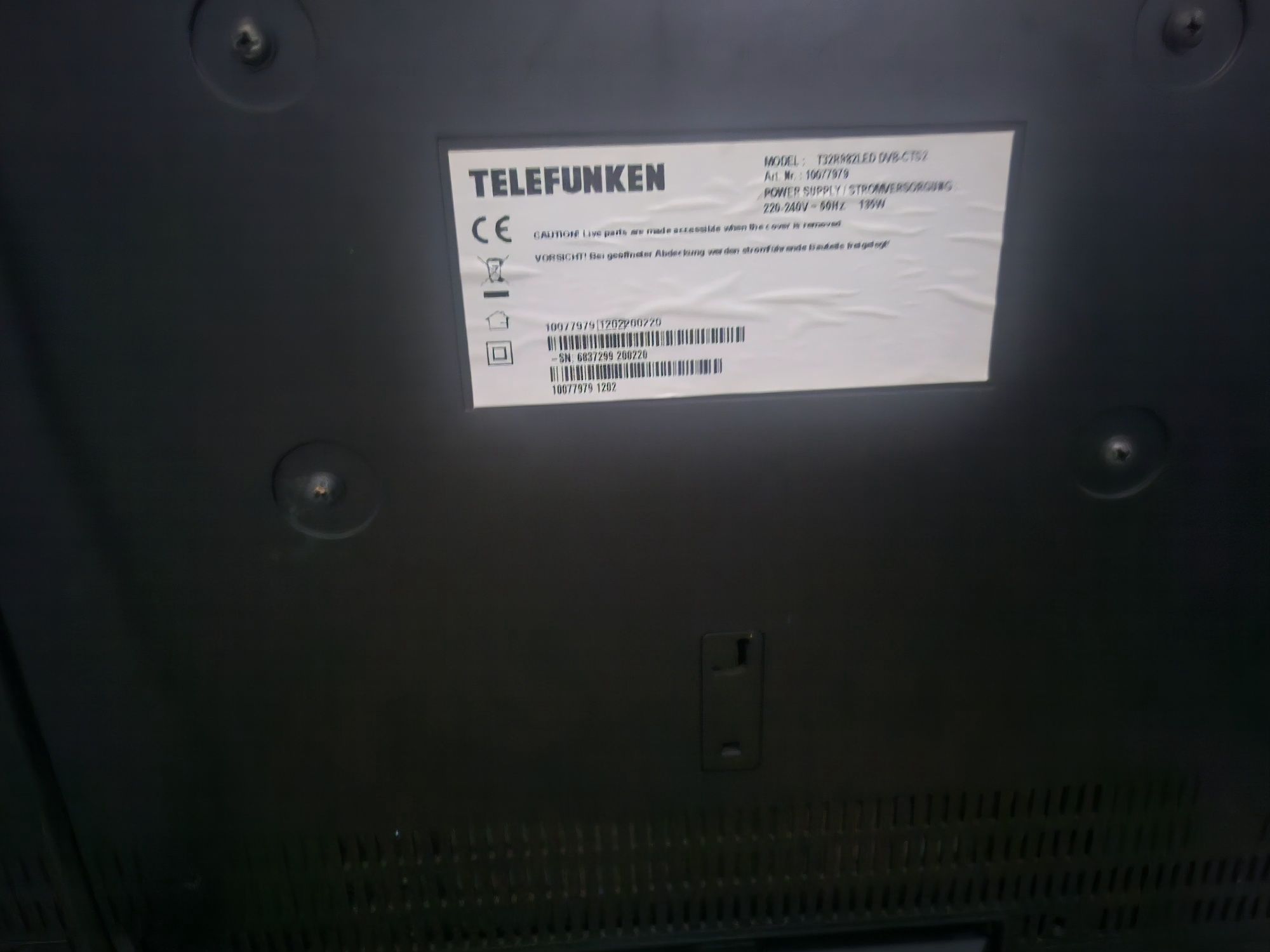 Telewizor w dobrym stanie w pełni sprawny