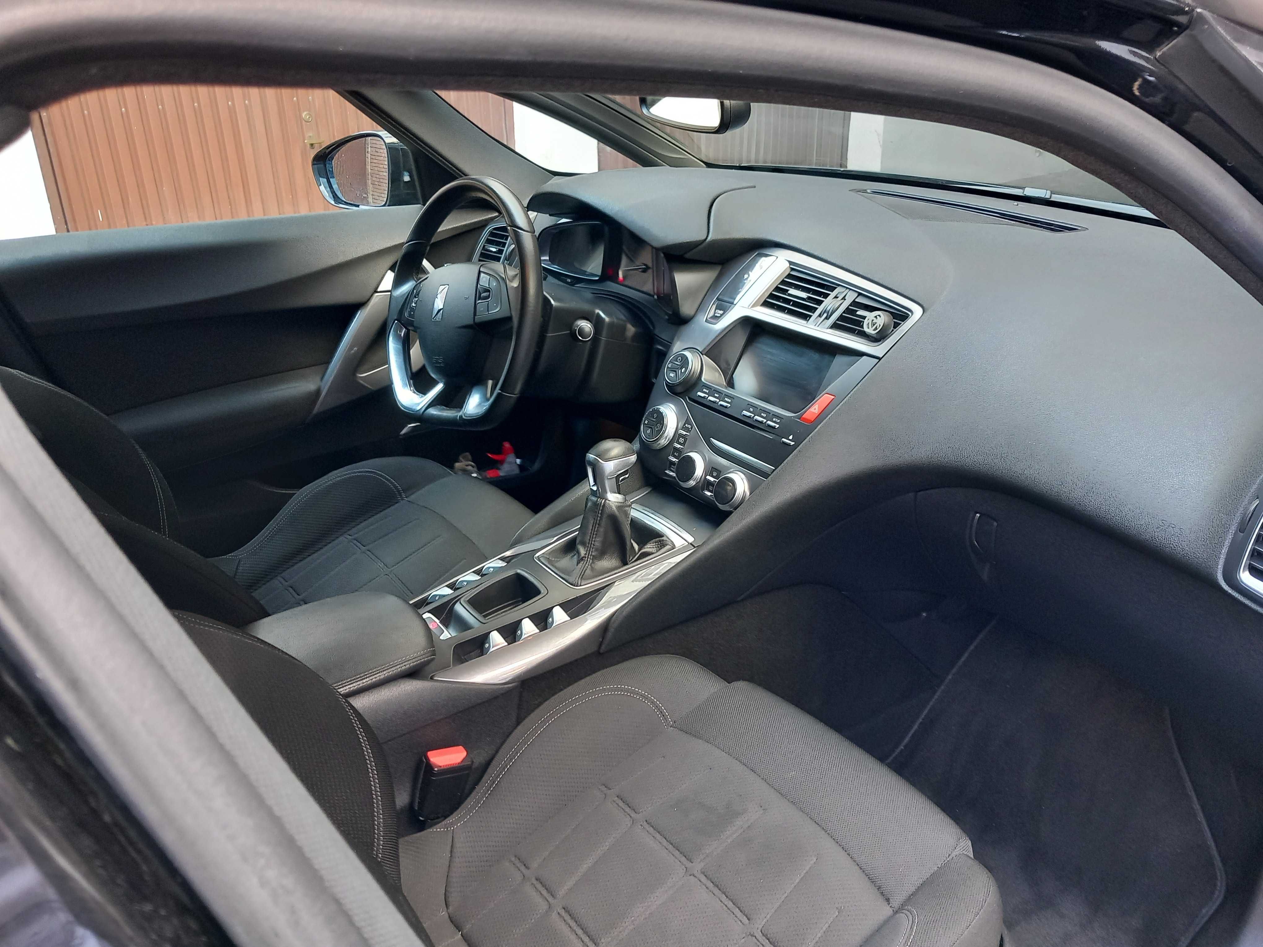 Citroen DS5 2015r 1.6 D. 120km