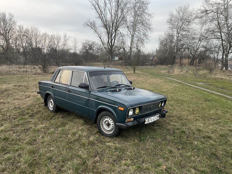 Автомобіль Ваз 2106