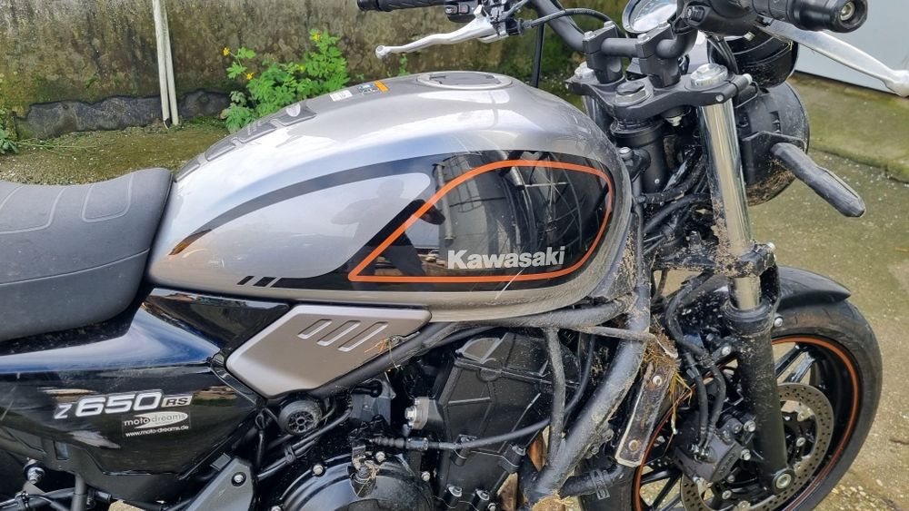 Kawasaki Z650RS do naprawy.