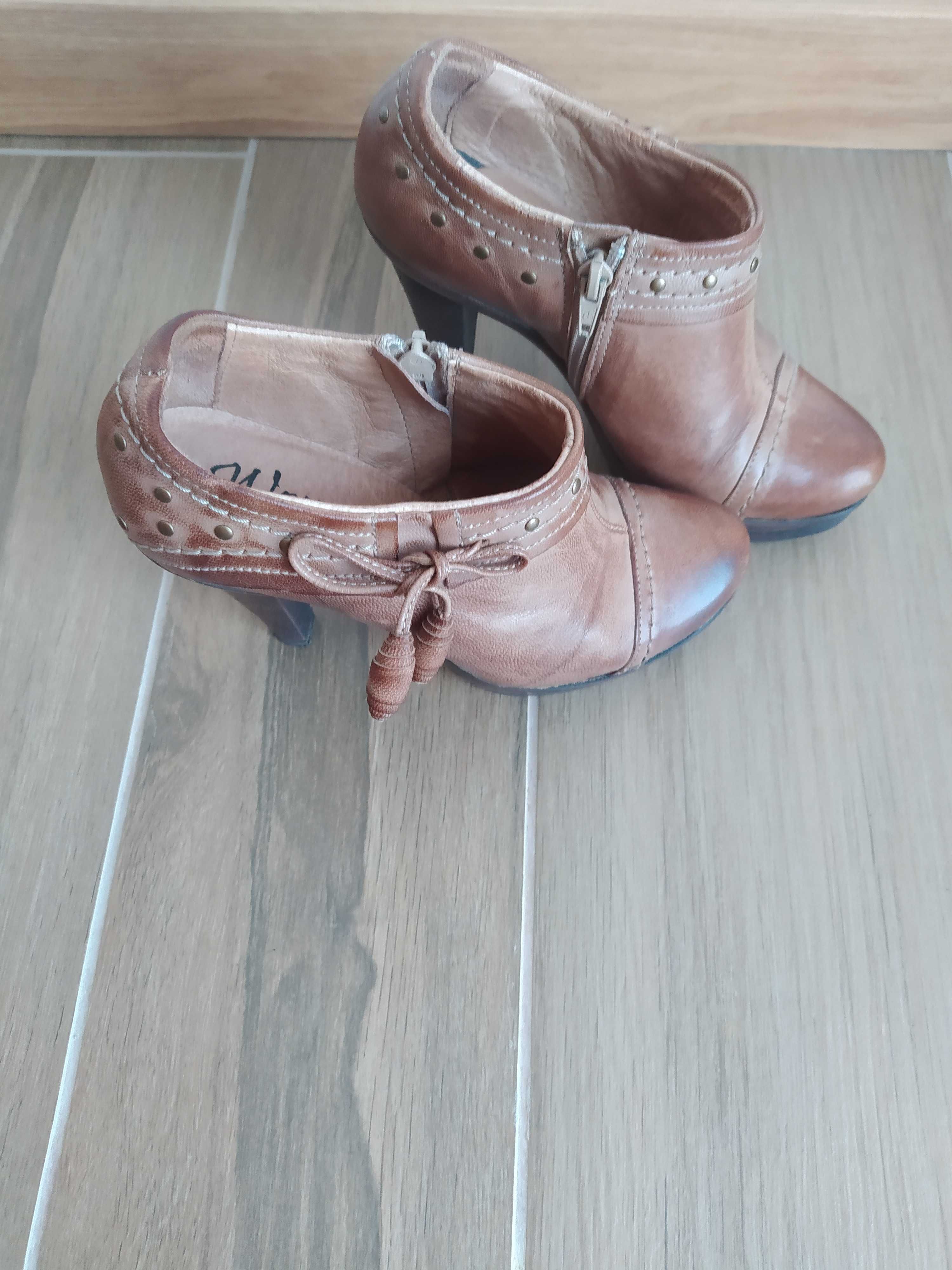 Botins como novos