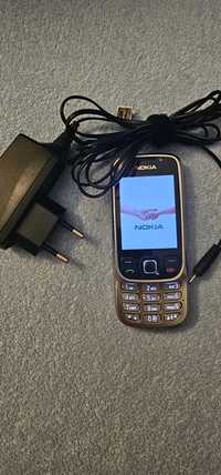 Telefon Nokia 6303 z ładowarką