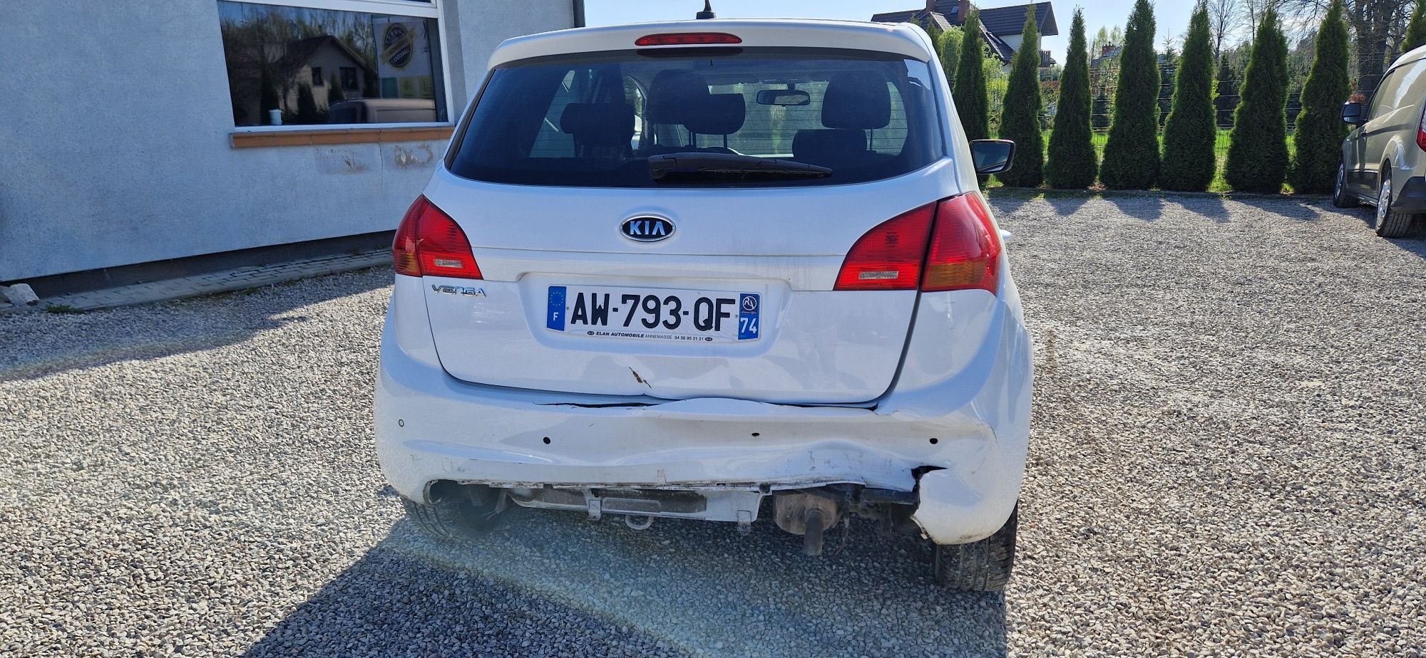 KIA VENGA 2010 1.6 automat