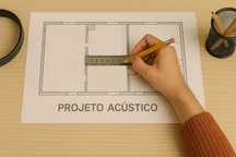 Termos de responsabilidade de condicionamento acústico e outros