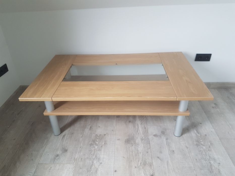 Ława salonowa ze szklanym blatem