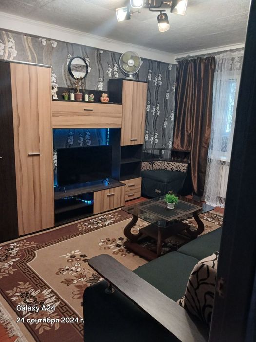 Сдам квартиру посуточно центр, площадь Ленина