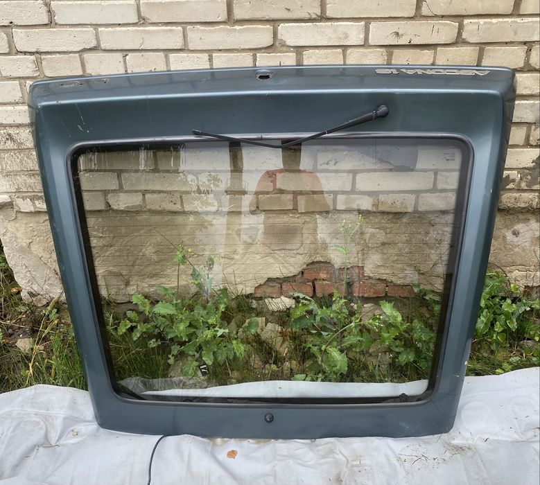 Opel Ascona хетчбек кришка багажника кляпа ляда скло