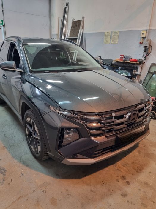 Wymiana szyb samochodowych