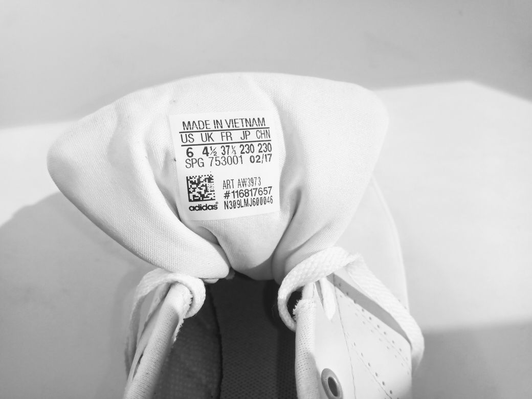 Кроссовки женские Adidas Neo Advantage Clean QT W Арт. AW3973.  37 1/3