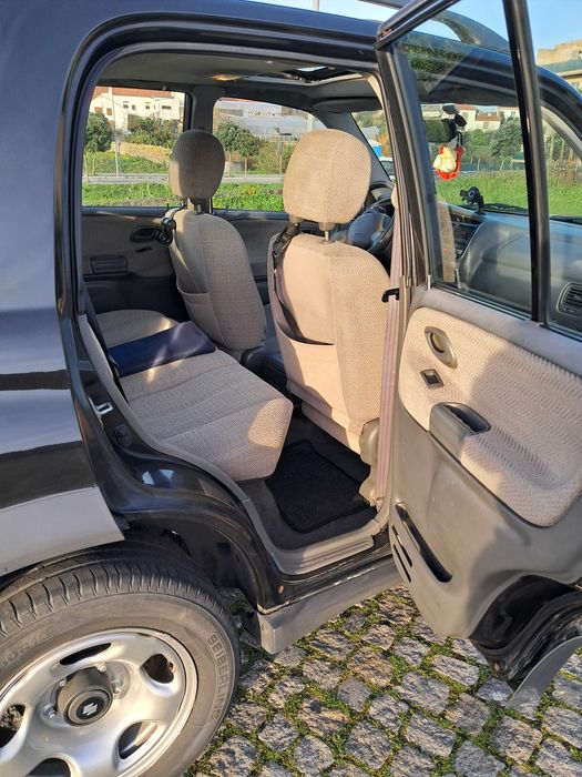 Grand Vitara 04/2000 Preto