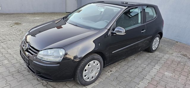 Volkswagen Golf 1.4MPI klima import Niemcy